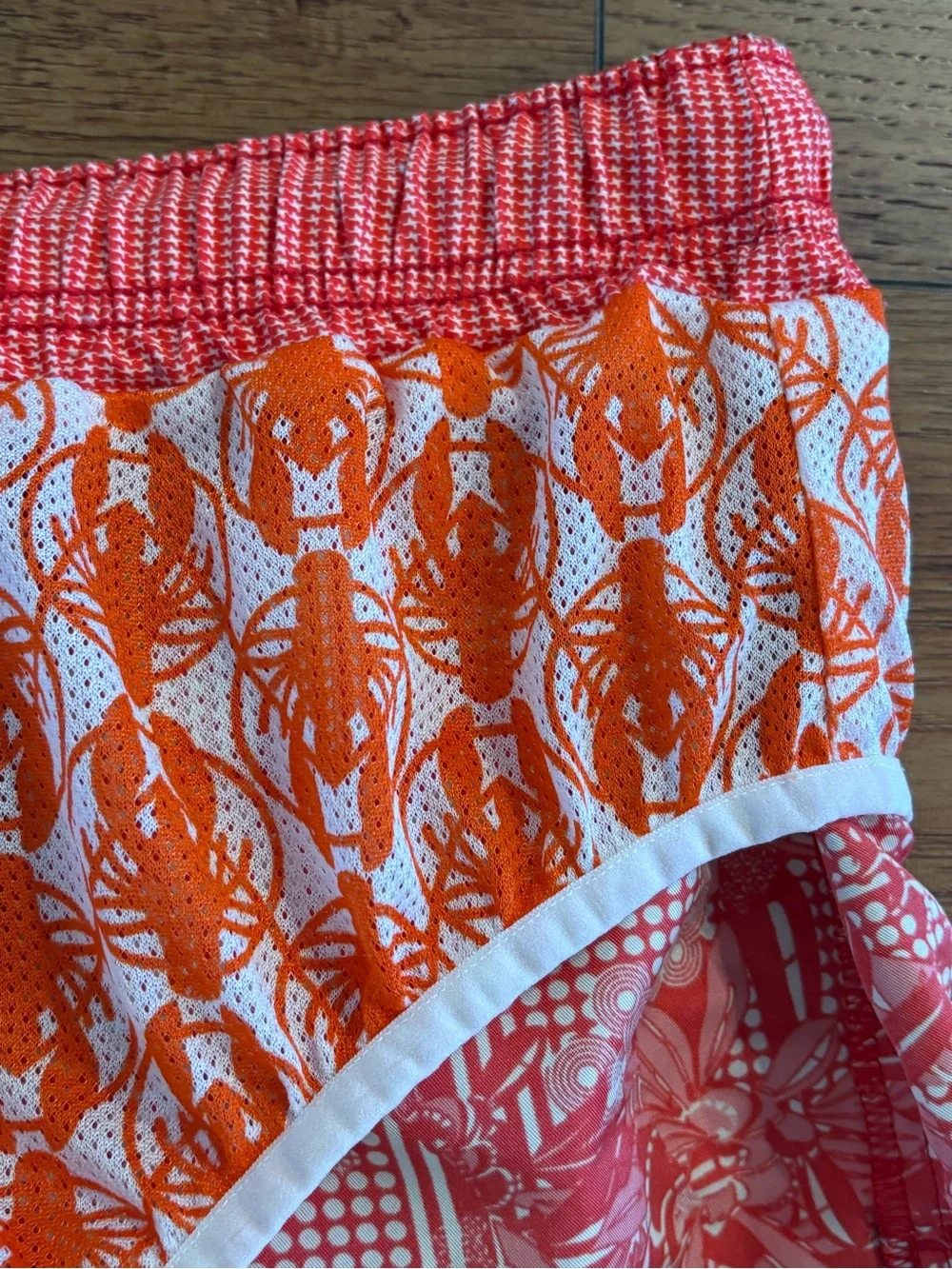 Ted Baker London Lobster Print Swim Trunks Men’s Size 6 US XL Red Orange